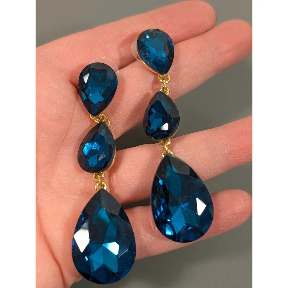 Blue Rhinestone Facet Teardrop‎ Dangle Earrings Evening Glam Chic Runway